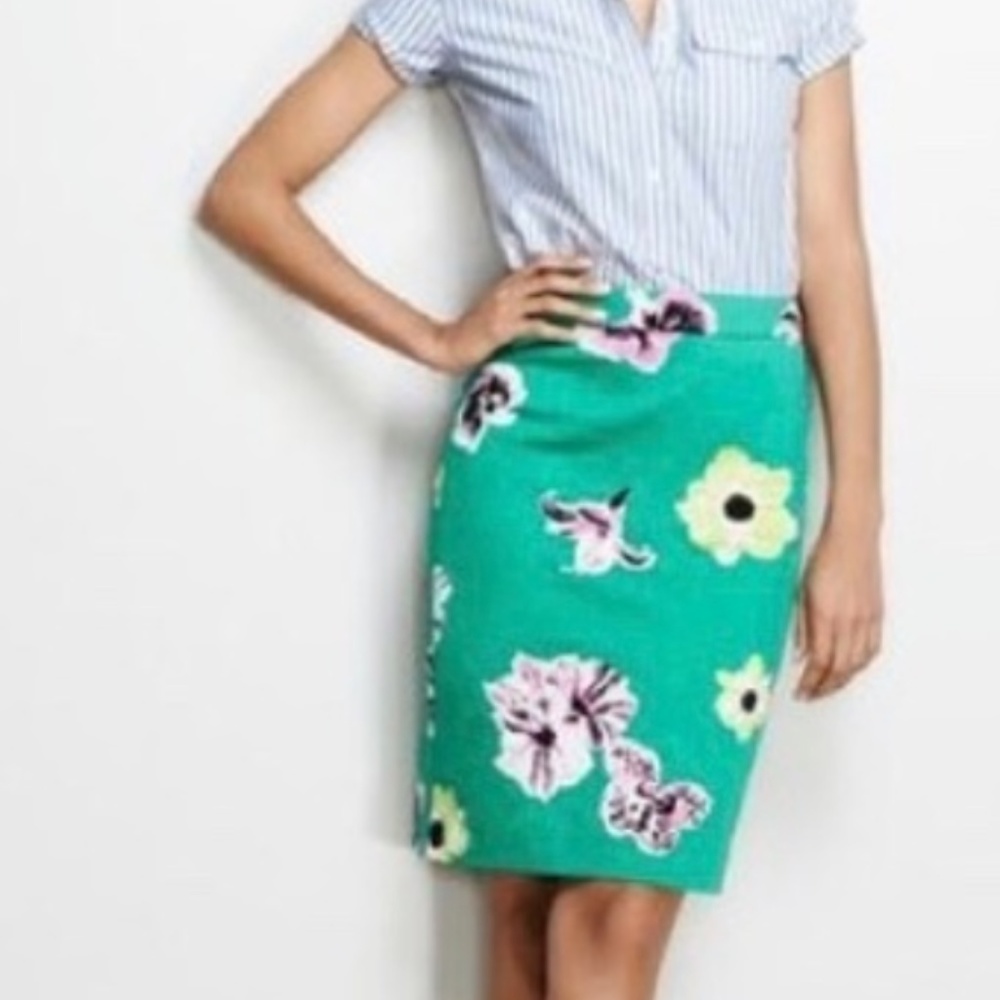 J Crew Green Floral Print Pencil Skirt 0